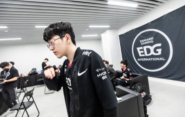 制力不足 制力不足