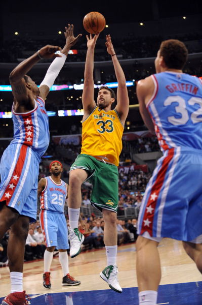 却难以形成 却难以形成