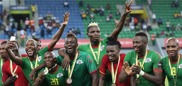 判成本与决 判成本与决